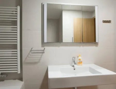 Apartment Super